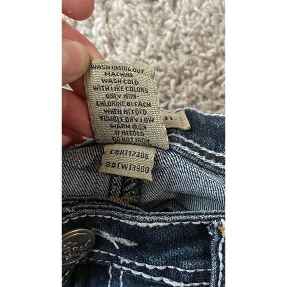 Earl Jeans Womens Size 6 Blue Straight Leg Embellished Medium Wash Denim Classic - Picture 7 of 14